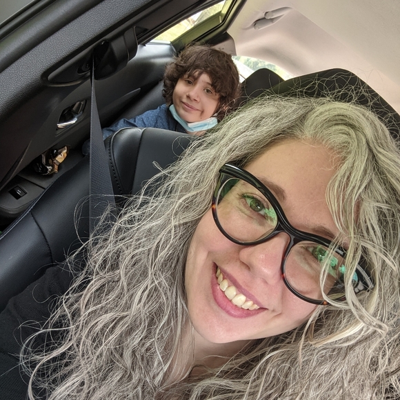 Meet your Posher, Elizabeth - Picture 2 of 10